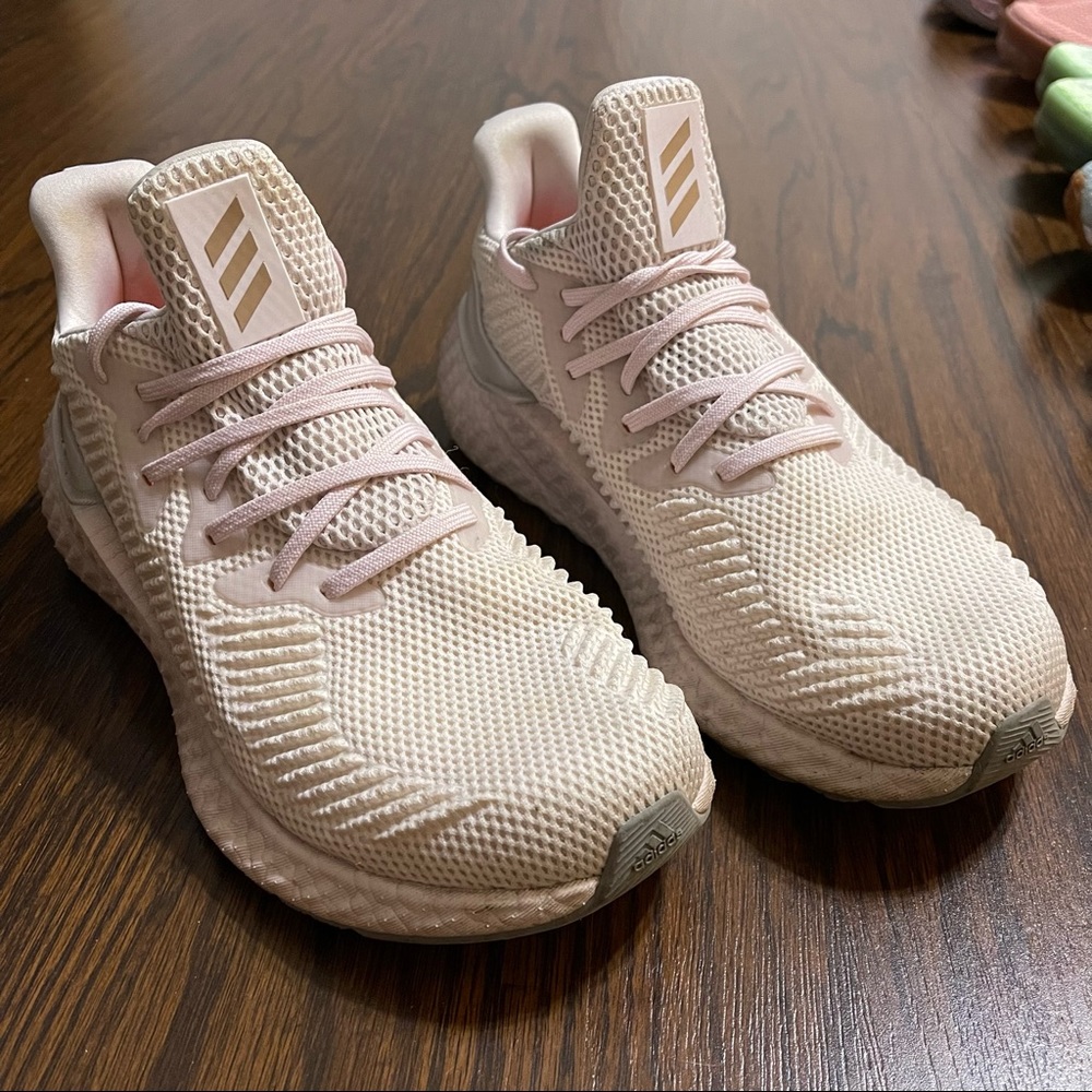 Adidas Alphaboost